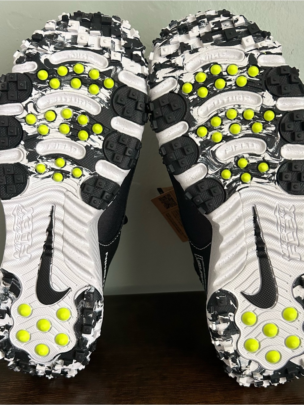 Nike Kid's Future Field Turf Baseball Shoes Black Size 5.5 Youth DJ6949-002 - Picture 7 of 9